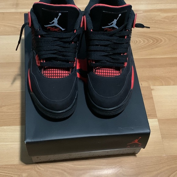 Jordan 4 Red Thunder - Picture 8 of 8